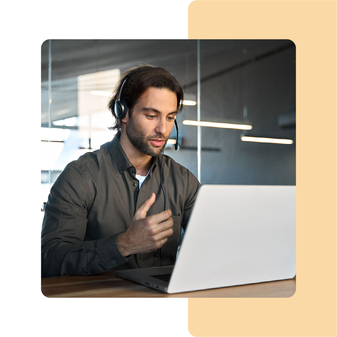 Image of an IT support professional talking on a headset